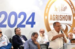 Alckmin defende diálogo com Congresso sobre desoneração da folha 