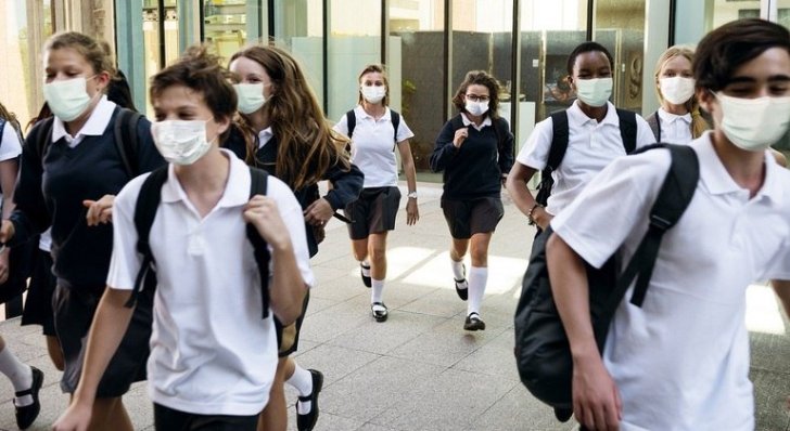 Cidades voltam a obrigar uso de máscaras em escolas